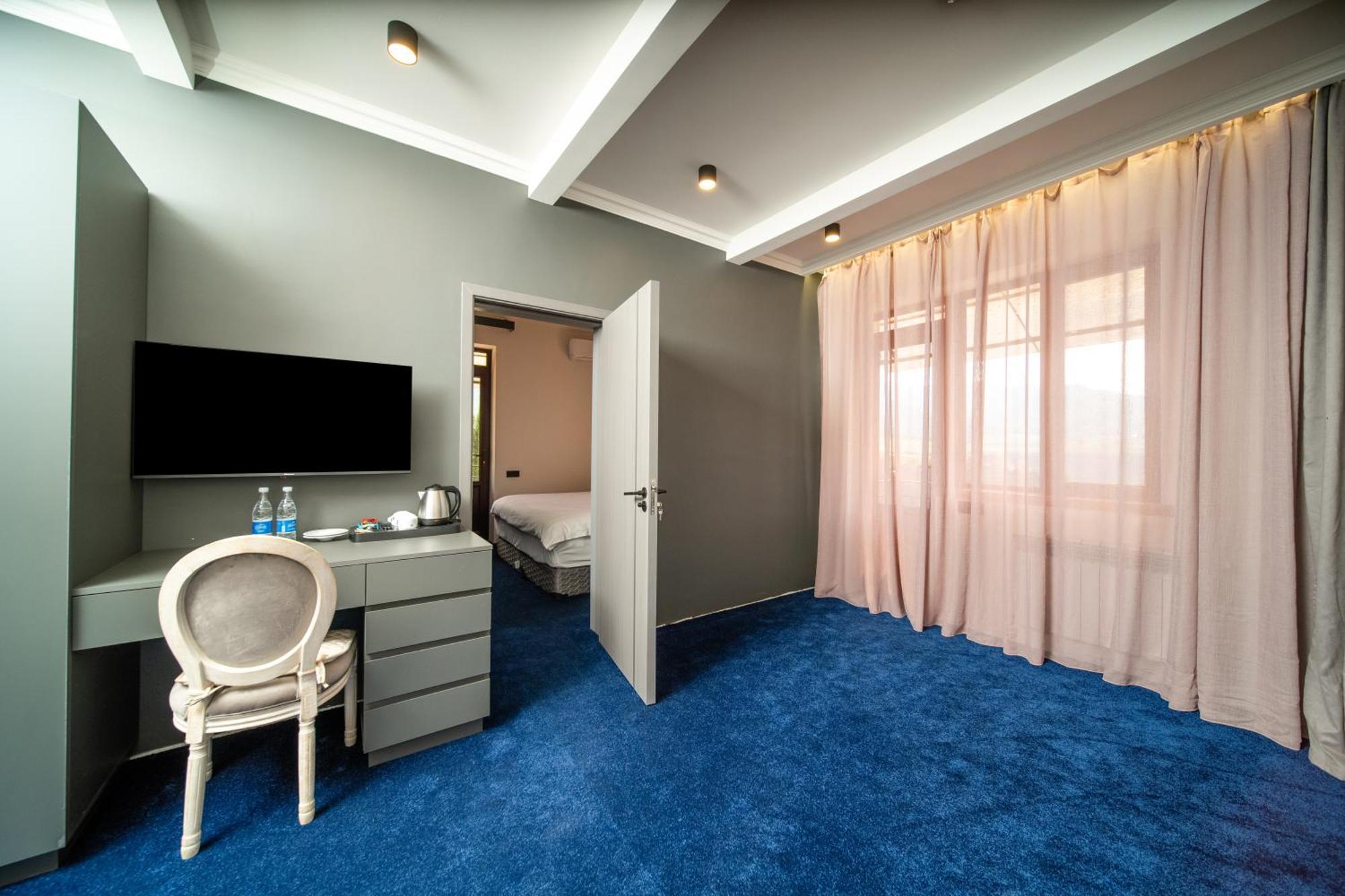 Kefilyan Family Hotel Sanain エクステリア 写真