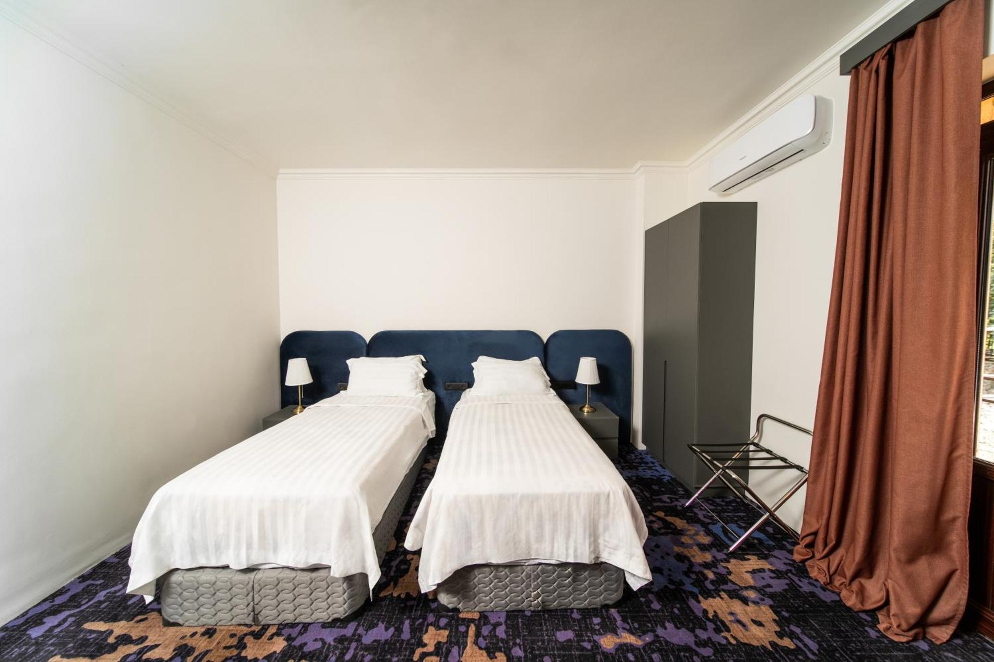 Kefilyan Family Hotel Sanain エクステリア 写真