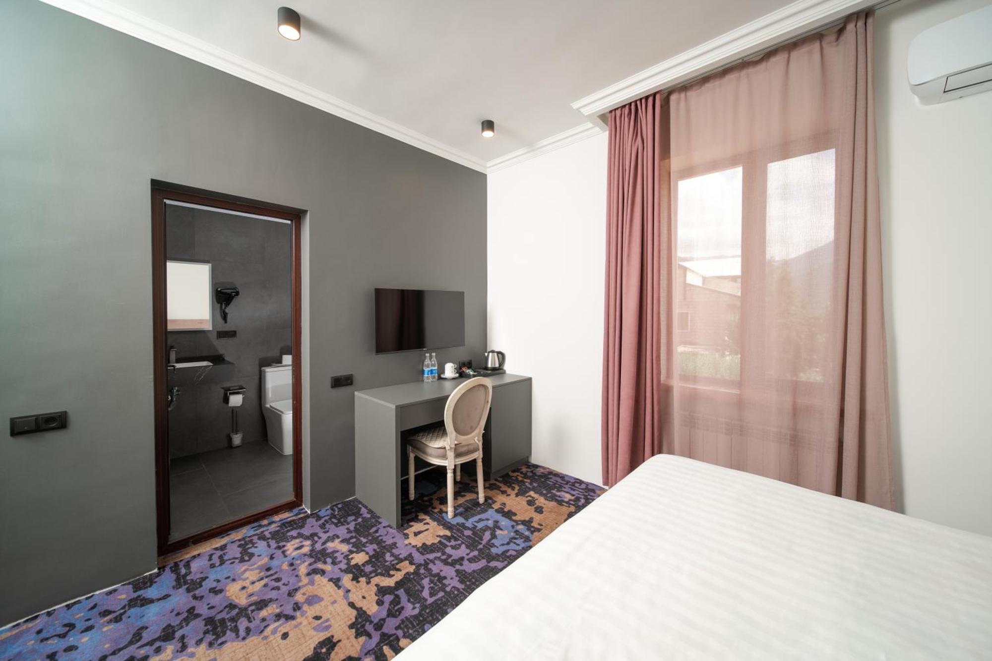 Kefilyan Family Hotel Sanain エクステリア 写真
