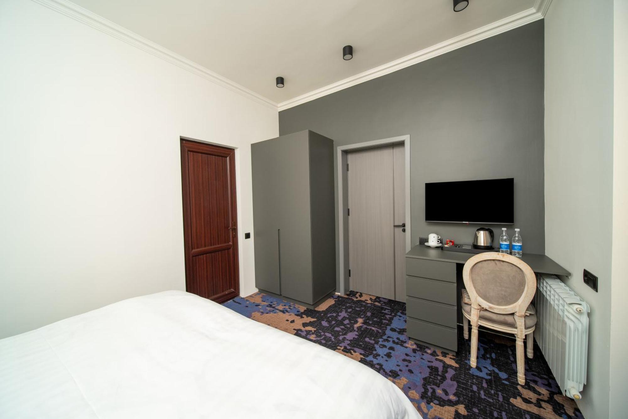 Kefilyan Family Hotel Sanain エクステリア 写真