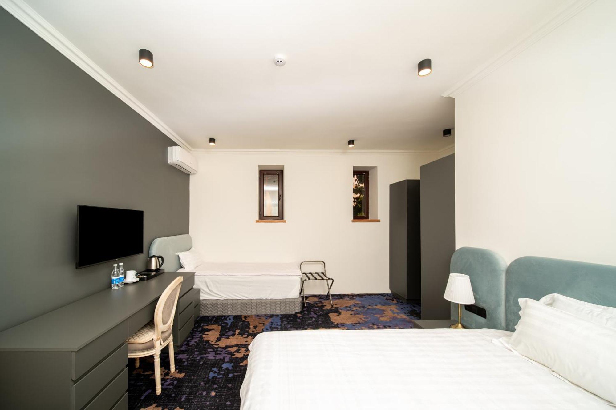 Kefilyan Family Hotel Sanain エクステリア 写真